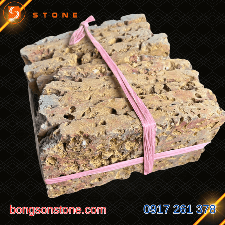 Đá Ong Vàng ốp tường 10x20cm 4 Đá Ong Vàng được dùng để ốp lát nội thất, ngoại thất đa dạng