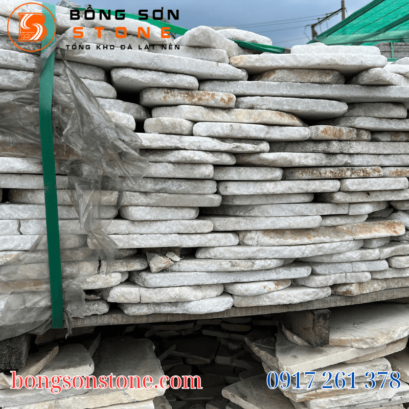 Đá rối trắng tại Bồng Sơn Stone