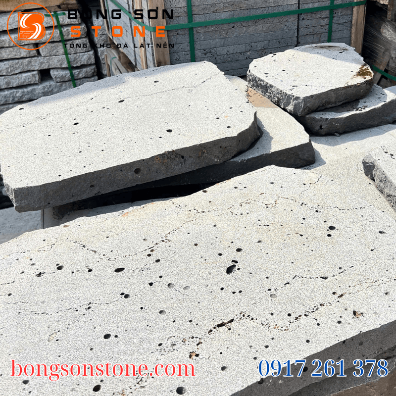 Đá thớt bước dậm ong xám cho sân vườn, tiểu cảnh, hồ cá 3 Đá thớt bước dậm ong xám là dòng đá tự nhiên cao cấp