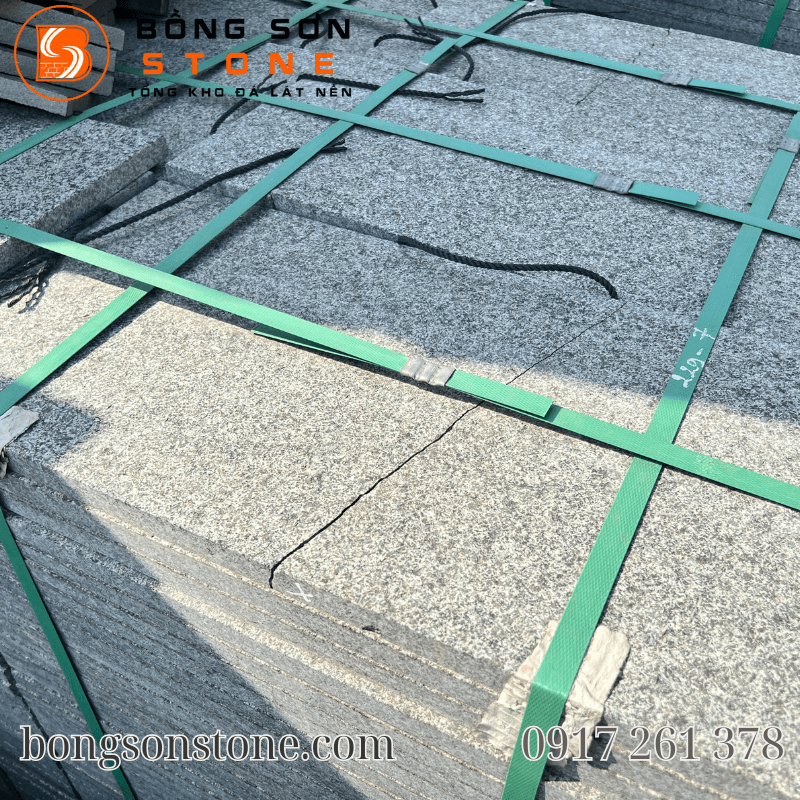 Đá xanh Ninh Thuận khò mặt 30x60x2cm lát sân, vỉa hè, đường đi 5 Bồng Sơn Stone cung cấp đá xanh Ninh Thuận