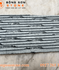 Đá răng lược xám 10x20 ốp tường trang trí