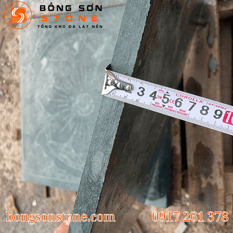 Giá đá xanh Thanh Hóa hoa văn 40x40x2cm tùy thuộc vào mẫu hoa văn, số lượng đá