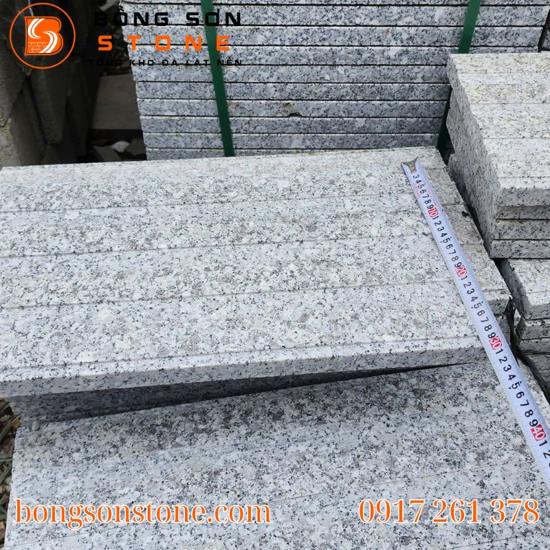 Đá Granite trắng Suối Lau xẻ rãnh 30x60x3cm – Lát nền chống trơn, bền đẹp 5 da granite trang suoi lau xe ranh 30x60x3cm 4