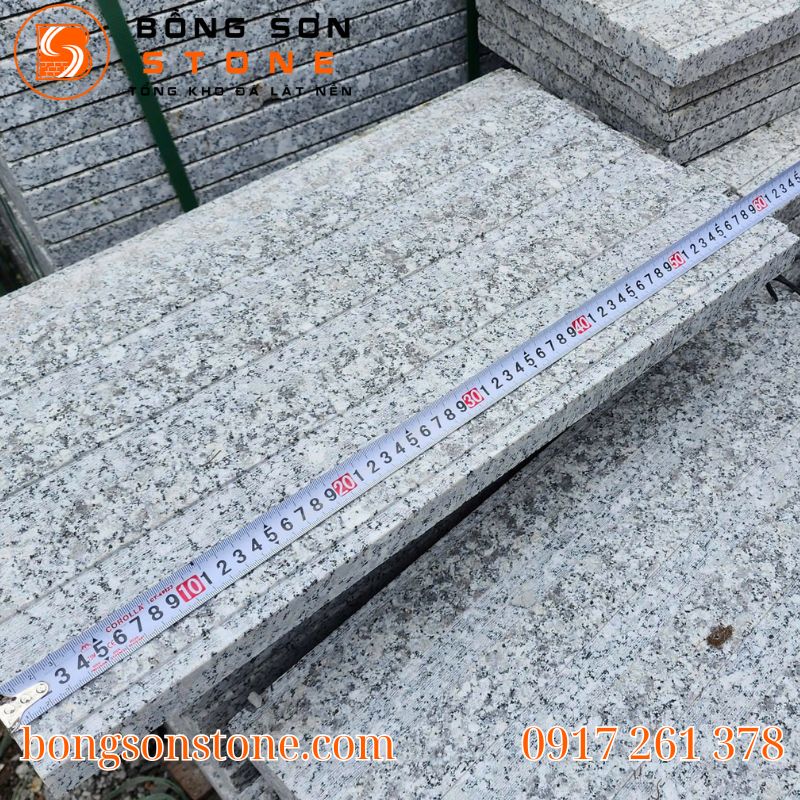 Đá Granite trắng Suối Lau xẻ rãnh 30x60x3cm – Lát nền chống trơn, bền đẹp 1 da granite trang suoi lau xe ranh 30x60x3cm 6