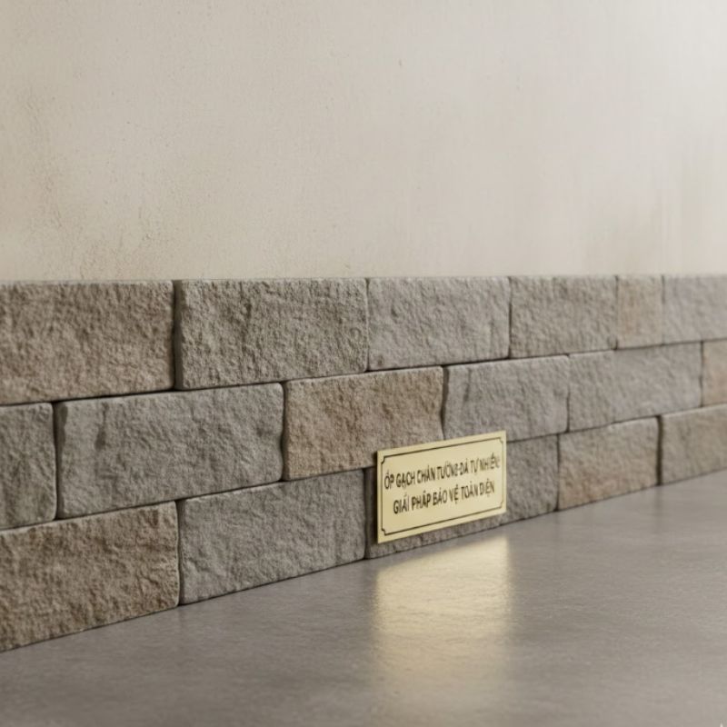 Giải đáp có nên ốp gạch chân tường không? Những điều gia chủ cần biết 4 Việc so sánh giữa ốp và không ốp gạch chân tường giúp gia chủ dễ dàng đưa ra lựa chọn phù hợp với nhu cầu sử dụng và ngân sách.