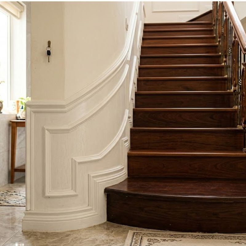 co nen op chan tuong cau thang 1