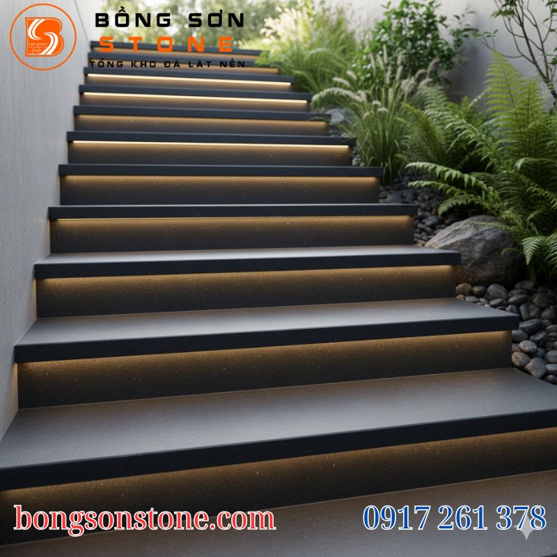 Đá Bazan Thuộc Nhóm Đá Gì? Nguồn Gốc Và Ứng Dụng Thực Tế 5 Mẫu đá bazan đen khò mặt tại Bồng Sơn Stone sở hữu độ cứng cao và khả năng chống trơn trượt tuyệt đối.