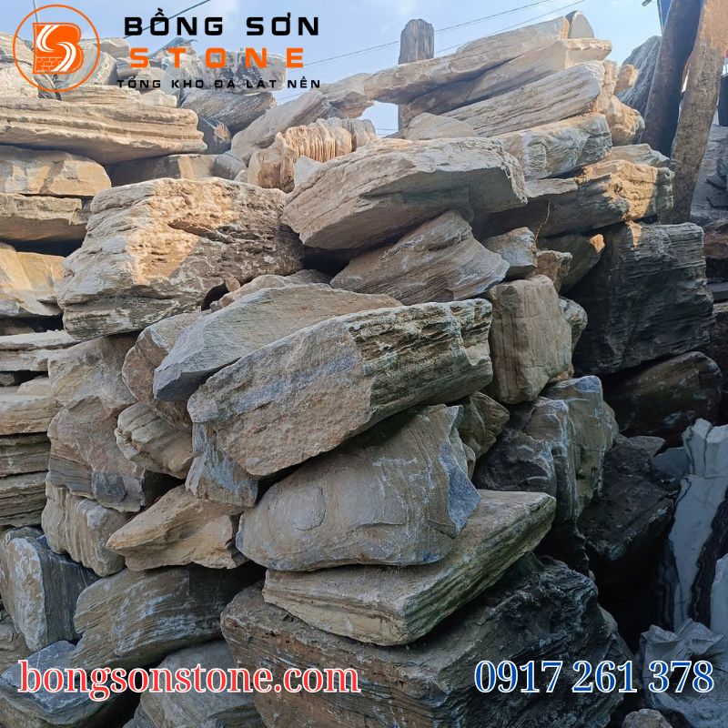 Giá đá cổ thạch làm hòn non bộ đẹp và chuẩn phong thủy