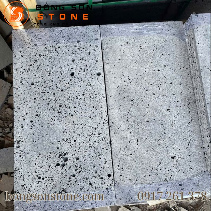 Đá Ong Xám 60x120 Lát Sân Vườn, Lối Đi Và Công Trình Cảnh Quan 3 Đá ong xám là loại đá tự nhiên có khả năng chịu lực tốt, chống nứt vỡ và chống mài mòn hiệu quả