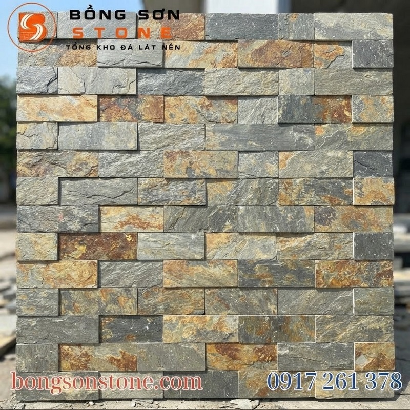 Mẫu đá chẻ ốp mặt tiền tự nhiên với tông màu vàng gỉ độc đáo, mang lại vẻ đẹp sang trọng và bền bỉ cho mọi công trình.